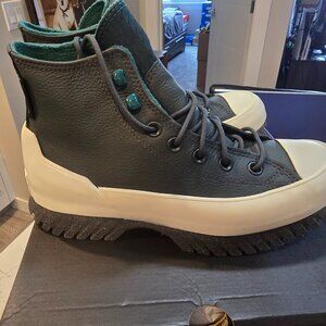 Chuck Taylor All Star Lugged 2.0 Platform Green Womens Size 7 NEW A05696C RARE